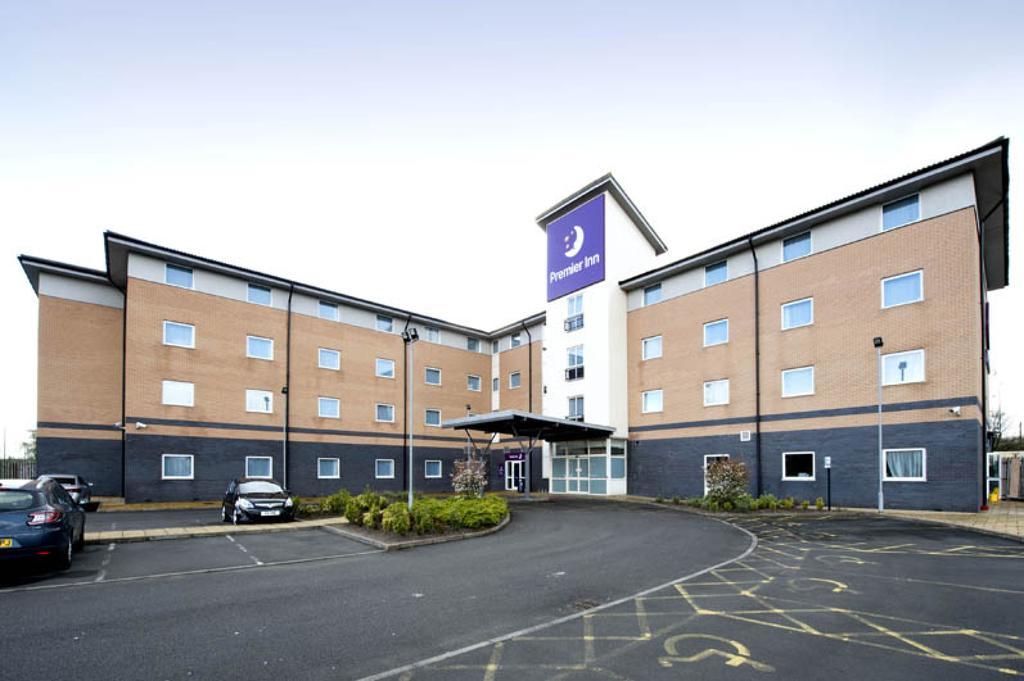 Premier Inn Glasgow Braehead Exterior photo