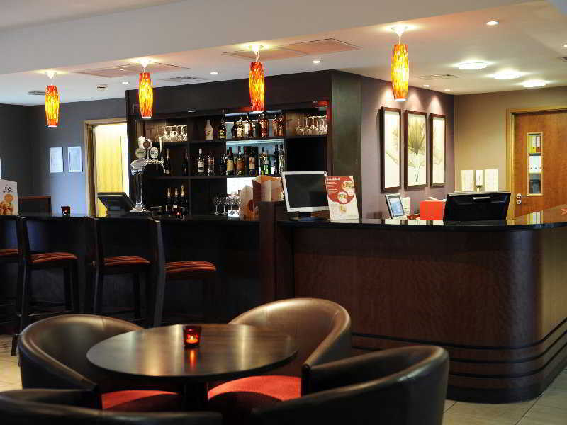 Premier Inn Glasgow Braehead Exterior photo